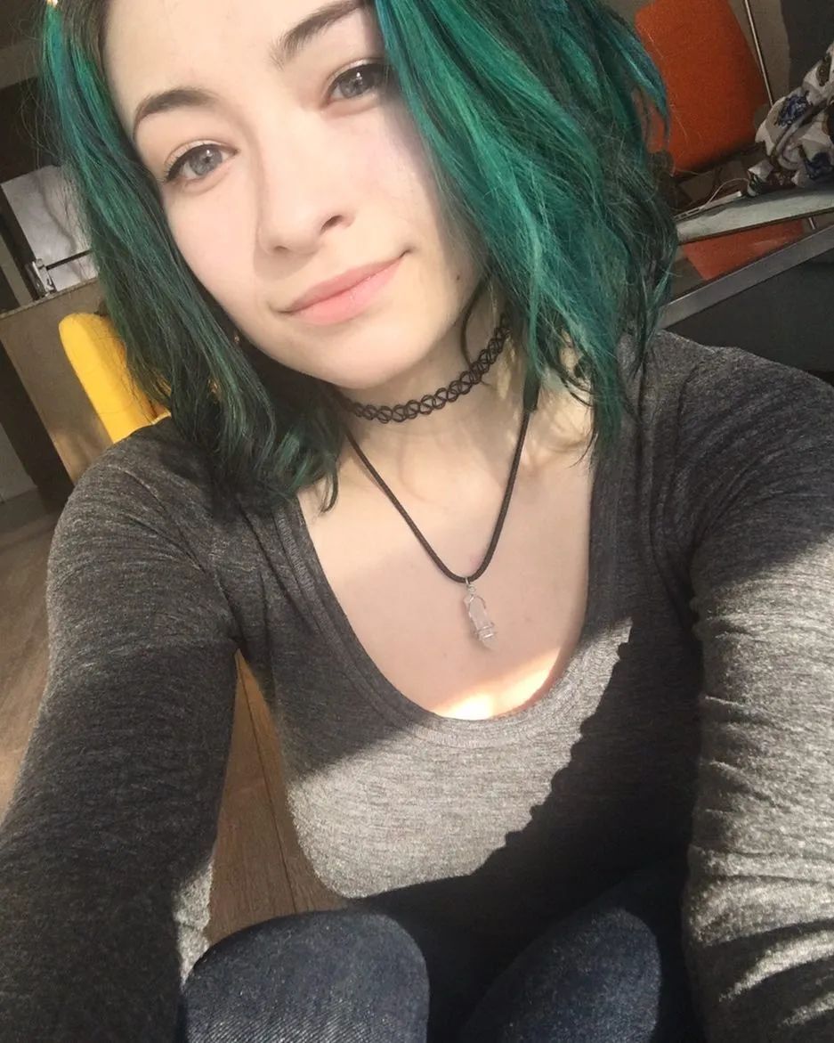 Image 8106497 from Jodelle Ferland