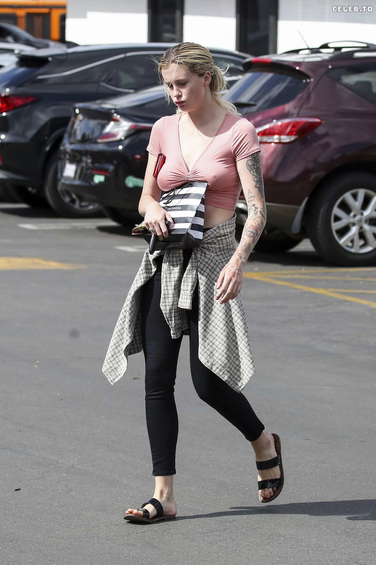 Image 8112505 from Ireland Baldwin
