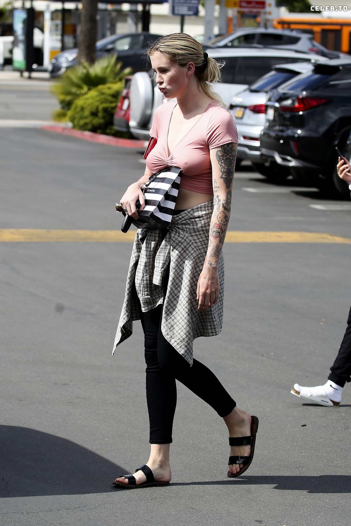 Image 8112506 from Ireland Baldwin