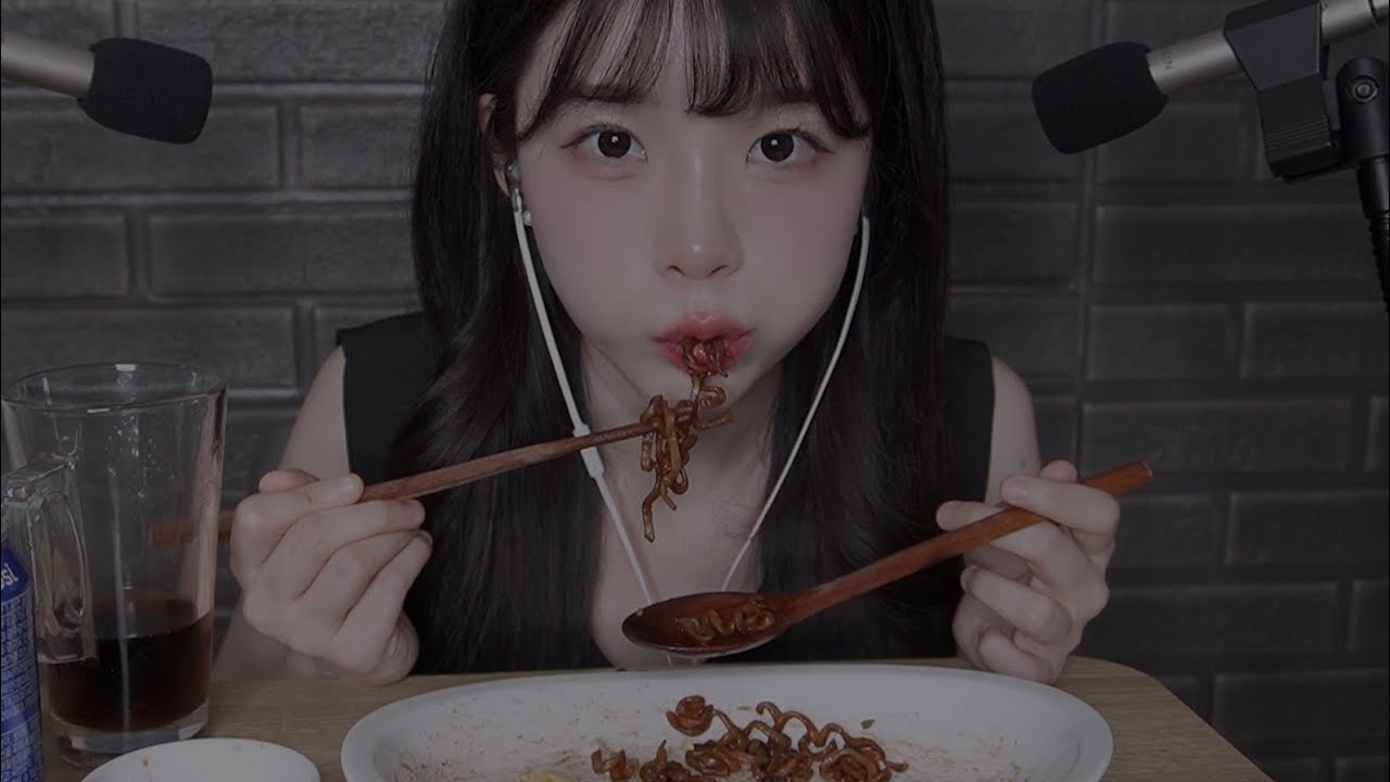 Image 8225948 from ASMR Yeonchu /  y.zzu