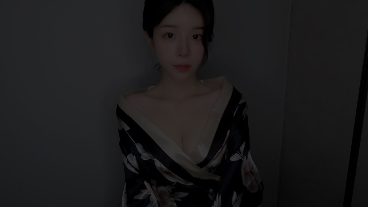 Image 8226303 from ASMR Yeonchu /  y.zzu