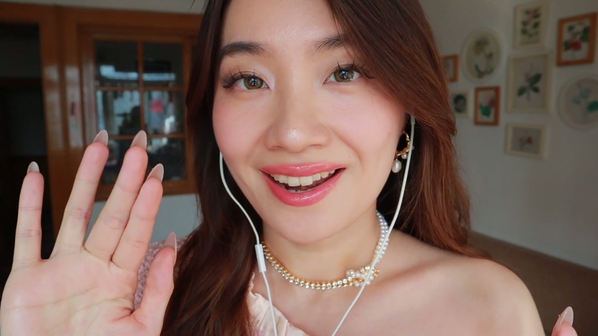 Image 8233201 from Lin ASMR