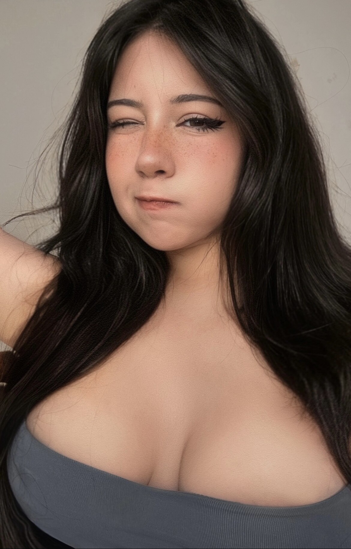 Image 8242511 from Shiny ASMR