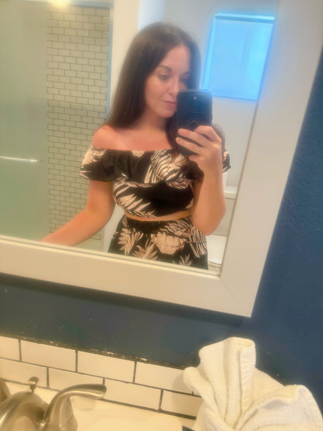 Image 8250079 from Texas Brunette Hotwife