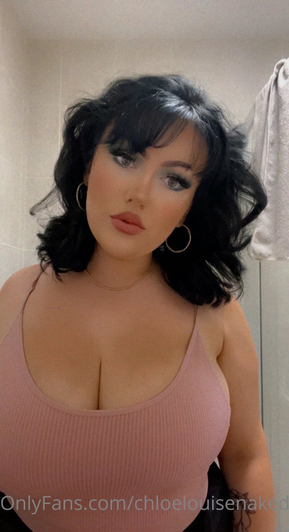 Image 8306372 from chloelouisenaked