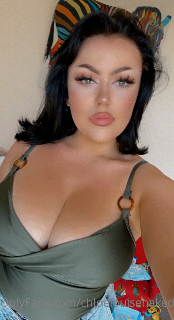 Image 8306385 from chloelouisenaked