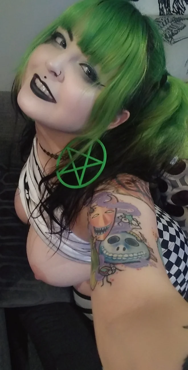 Image 8318459 from SpookshowBebe / the_feralhousewife