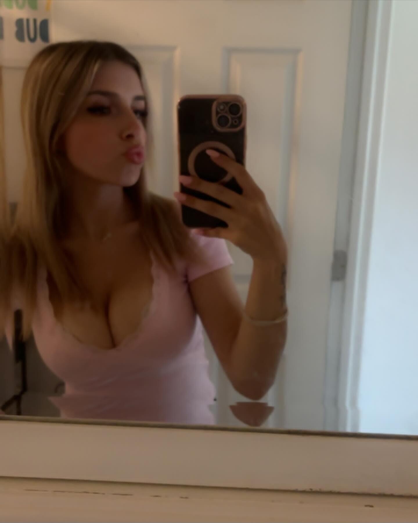 Image 8318521 from Hailey Phillips / haileychechik / haileyphilllips / maybeehailey /