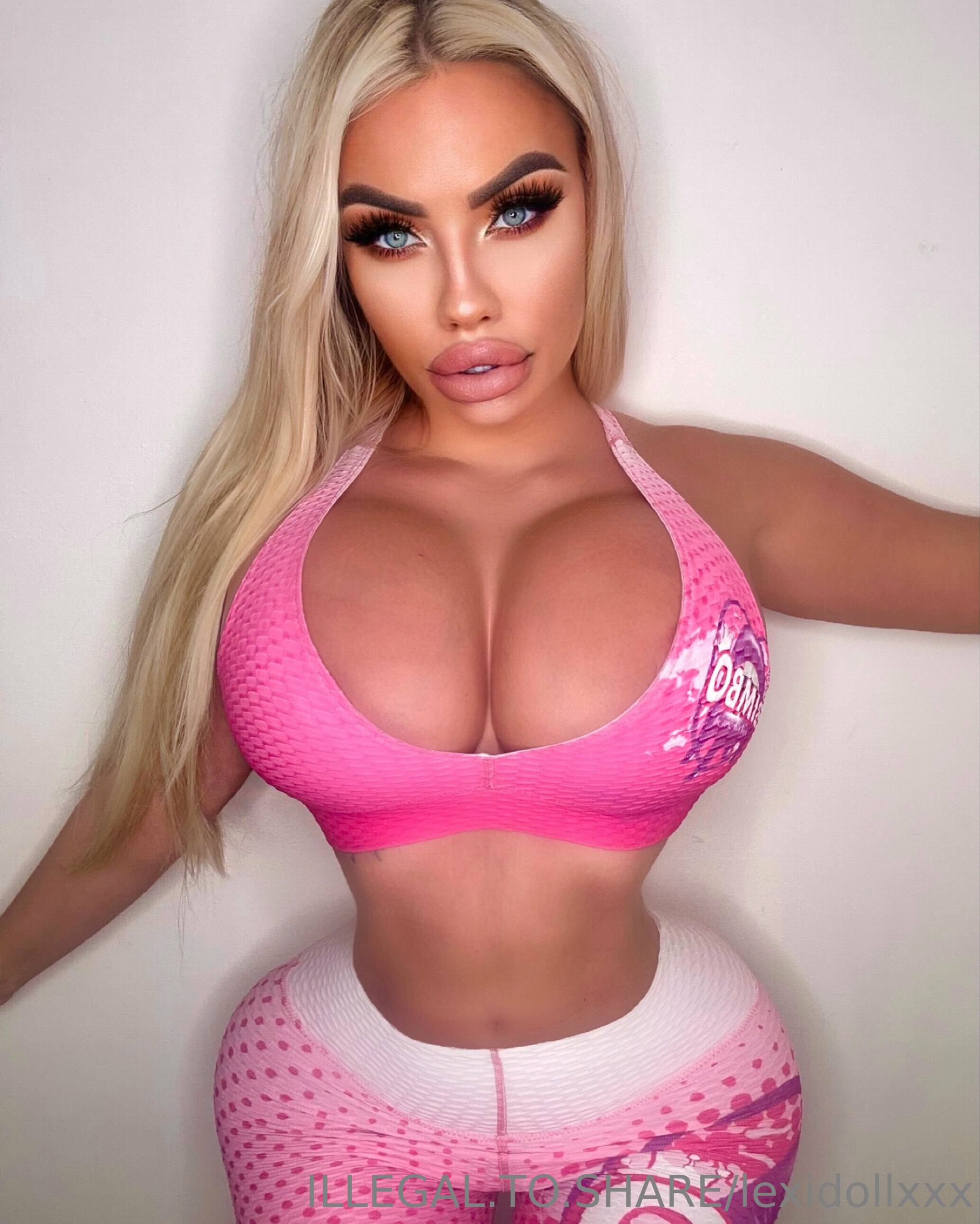 Image 8340938 from Lexidollxxx