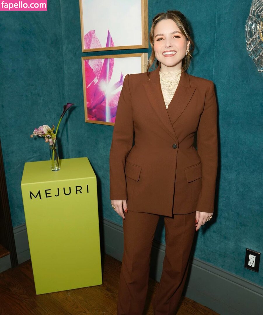 Image 8359385 from Sophia Bush