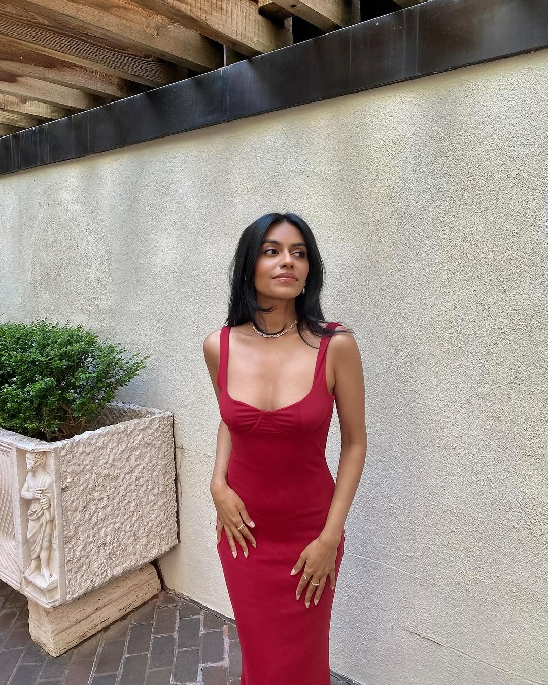 Image 8370319 from Hollywood Reporter Neha Joy