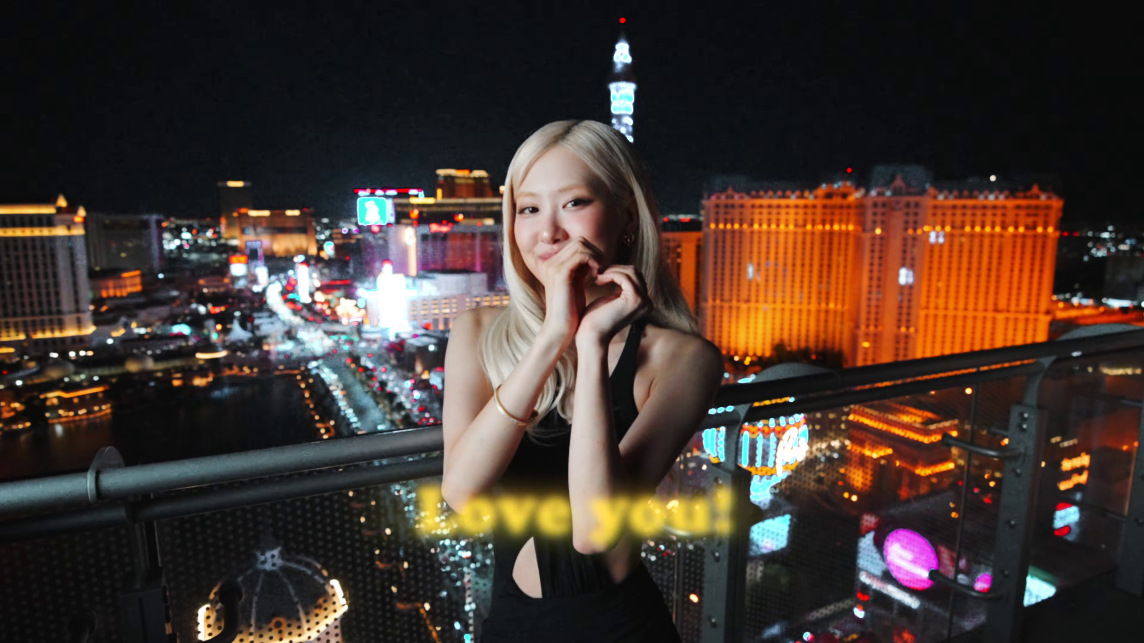 Image 8380061 from Rosé || Roseanne Park - BLΛƆKPIИK ( BLACKPINK )