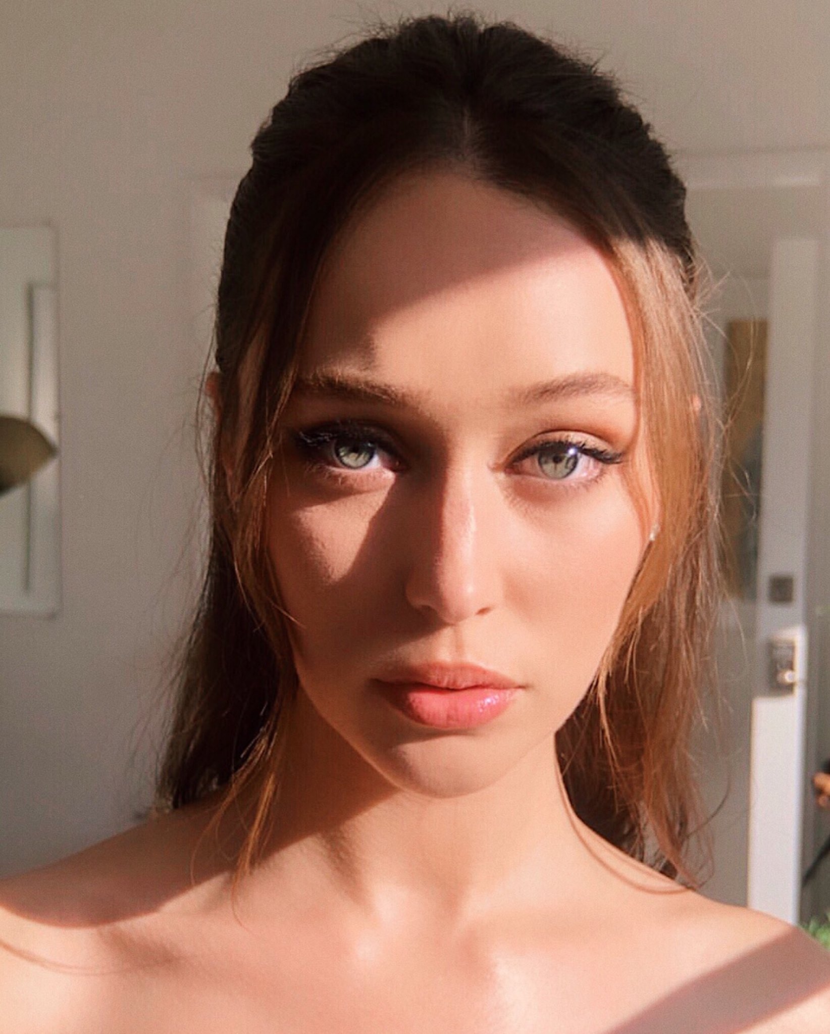 Image 8432973 from Alycia Debnam Carey