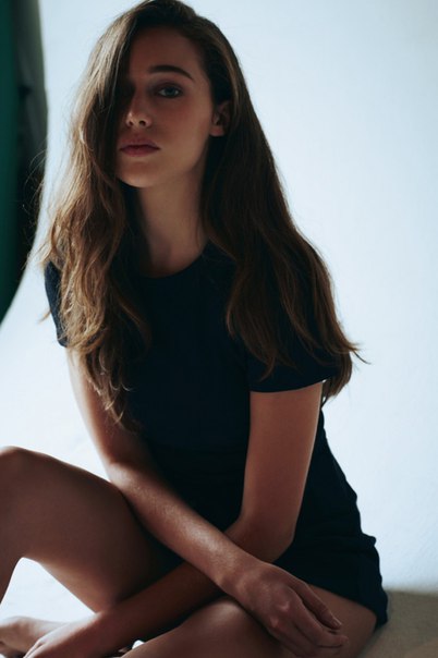 Image 8432975 from Alycia Debnam Carey