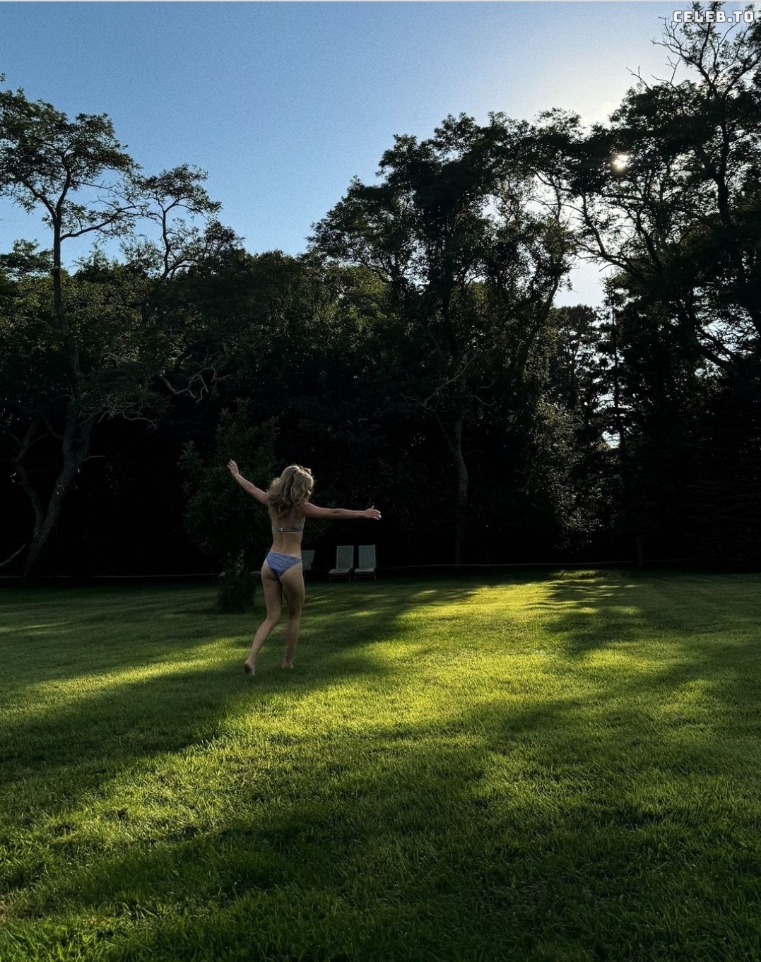 Image 843358 from Brec Bassinger