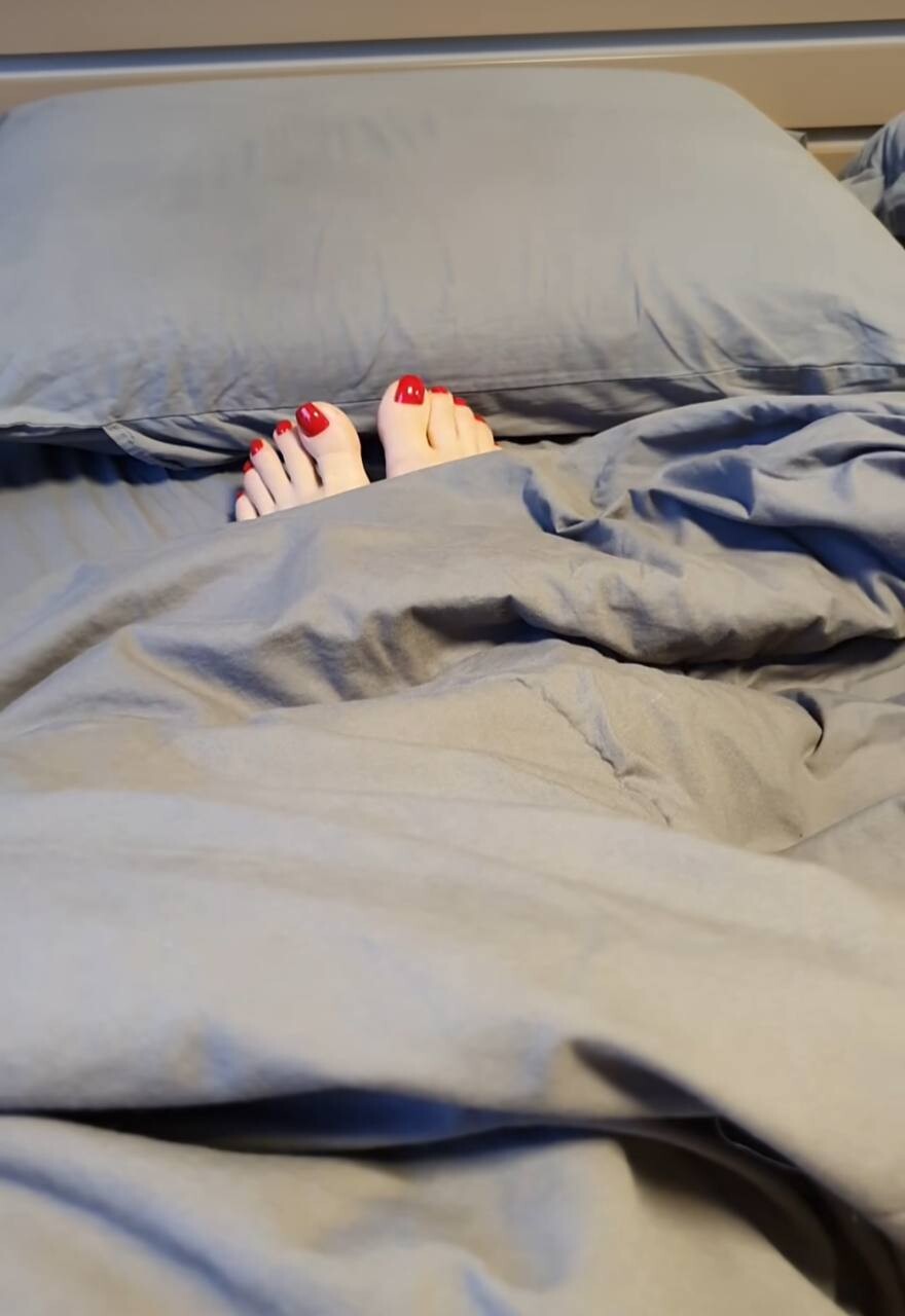 Image 8718698 from Loira Feet