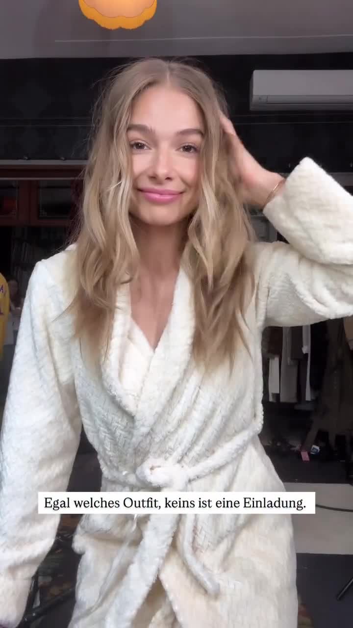 Video 308618 from Lola Weippert