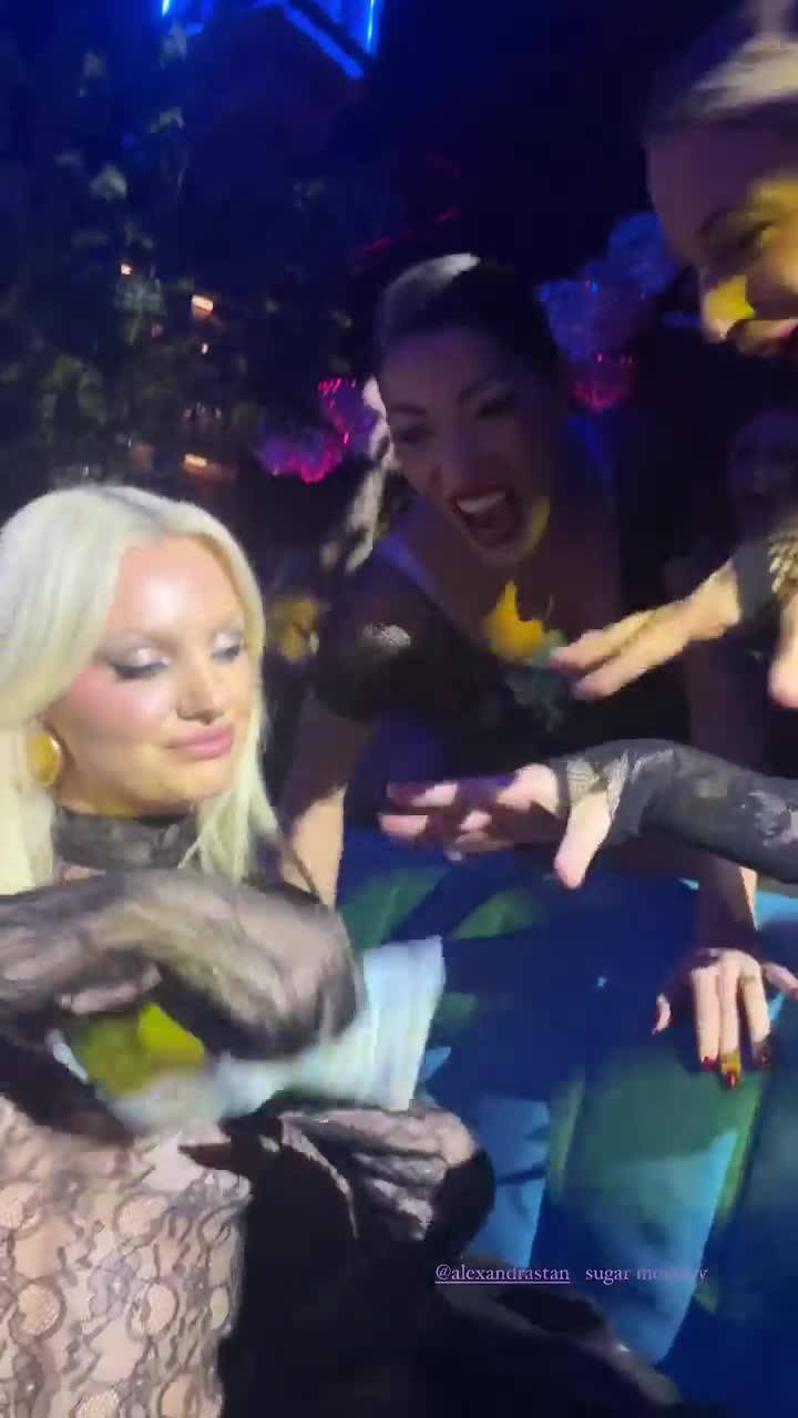 Video 310558 from Alexandra Stan