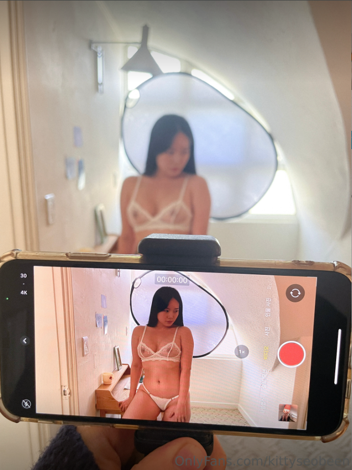 Image 8866430 from Pia 피아 | Sir.Bean | Pian | PiaModel |  Piachu 피아츄