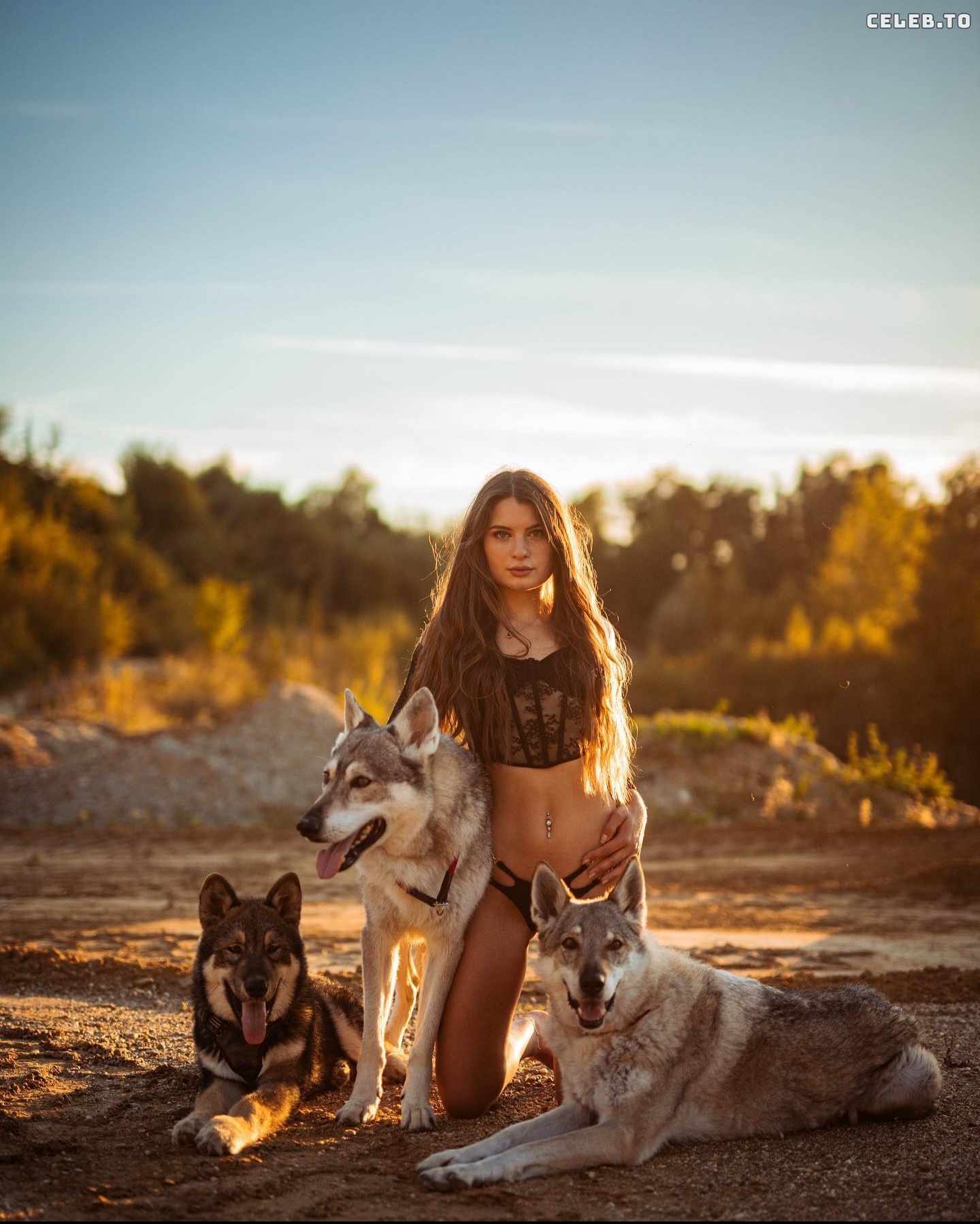 Image 888415 from Jana Wolf / jana_officialx