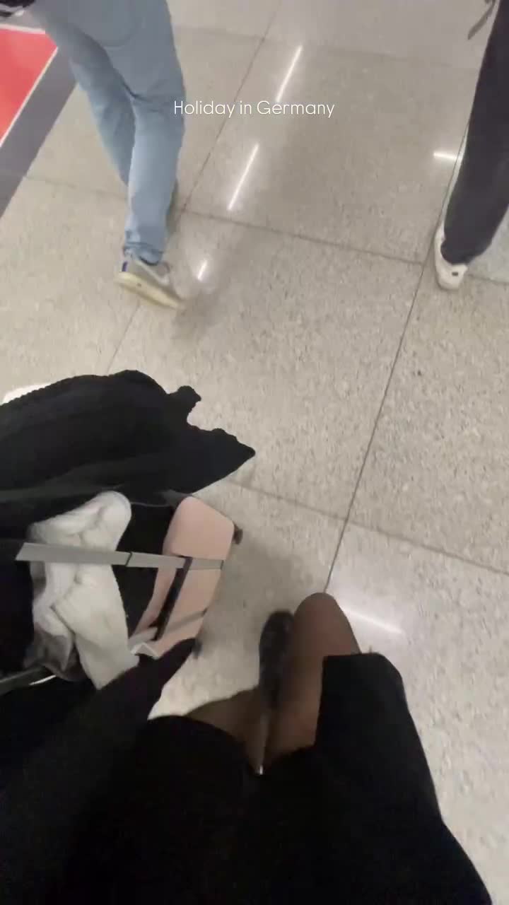 Video 372432 from Liss.thl