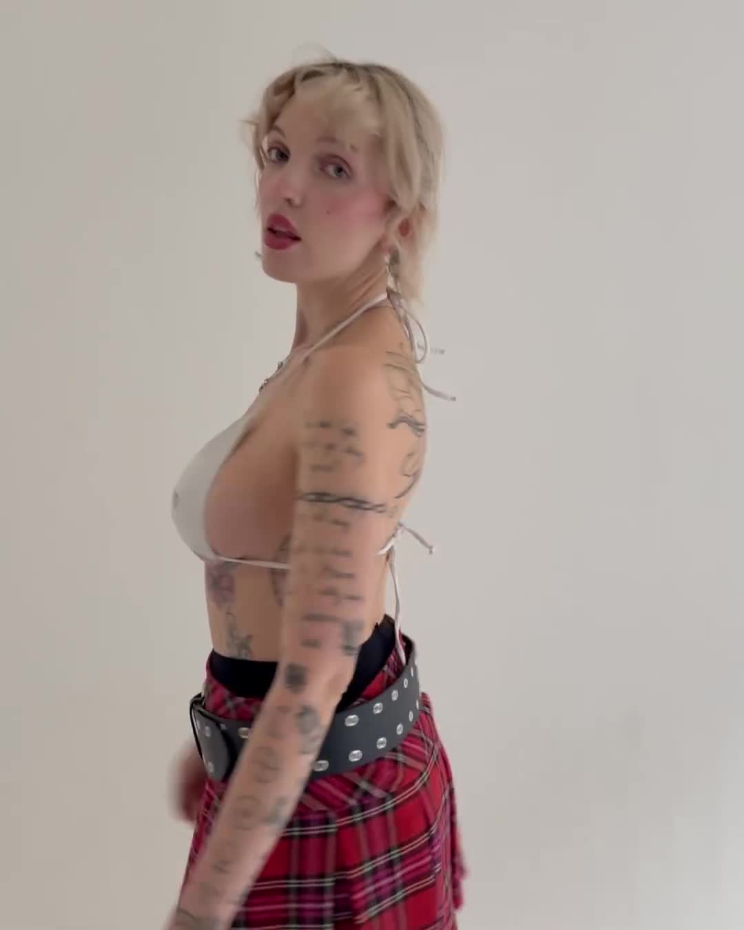 Video 373368 from Mia Morgan