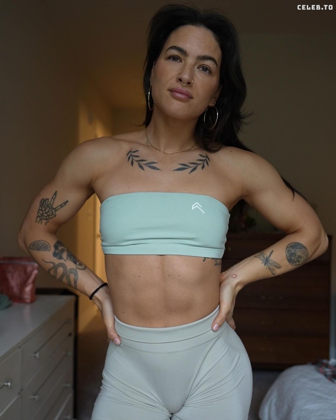Image 916328 from FitnessGirl Kelly Matthews