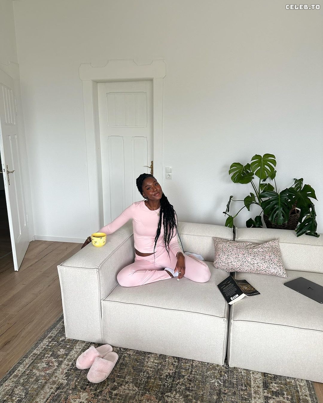 Image 925399 from Carefreehamuyela
