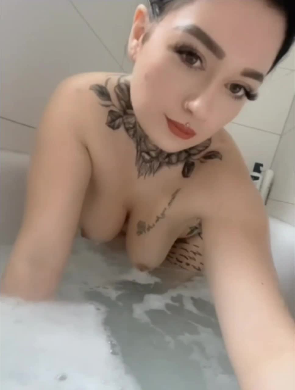 Video 403801 from Claudilicious