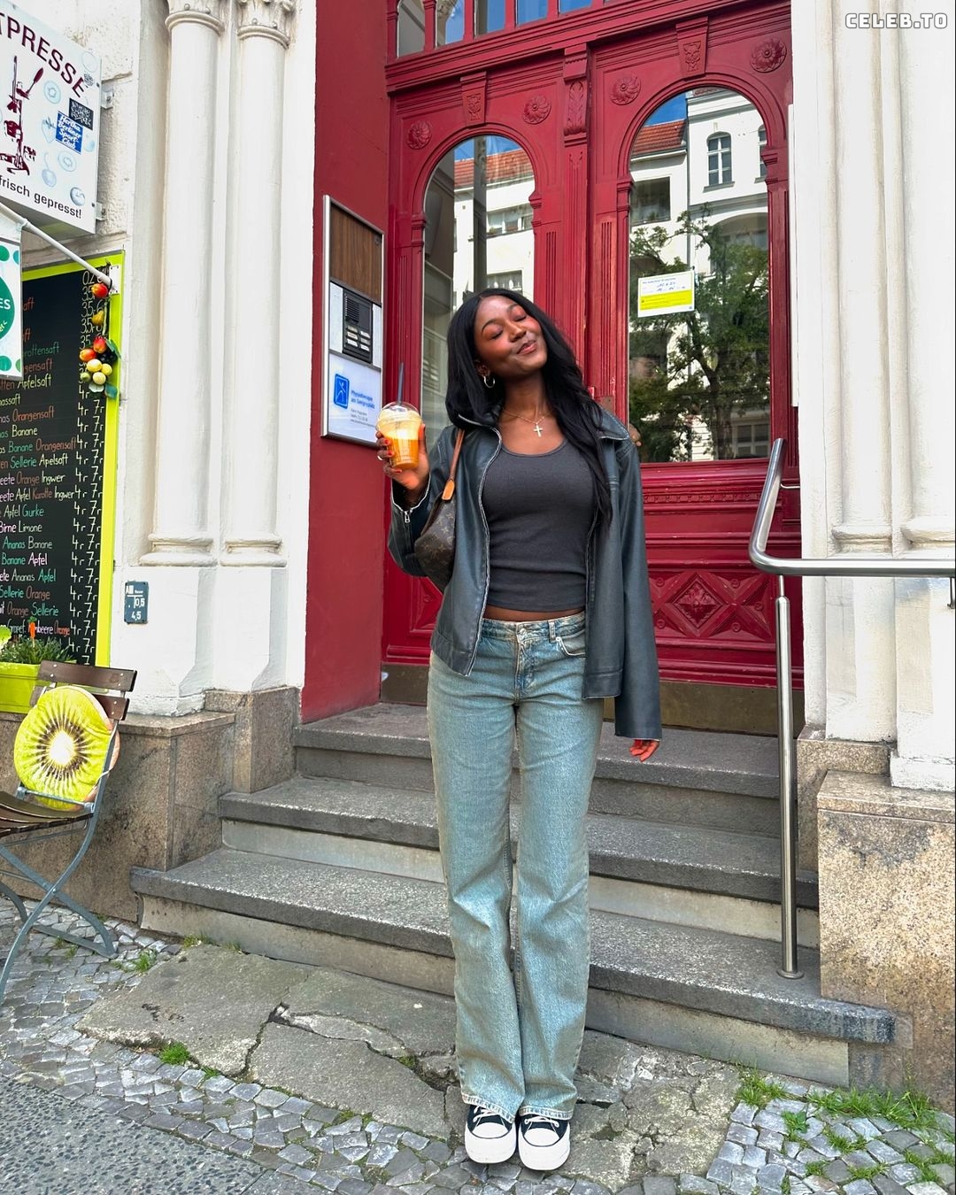 Image 926266 from Carefreehamuyela