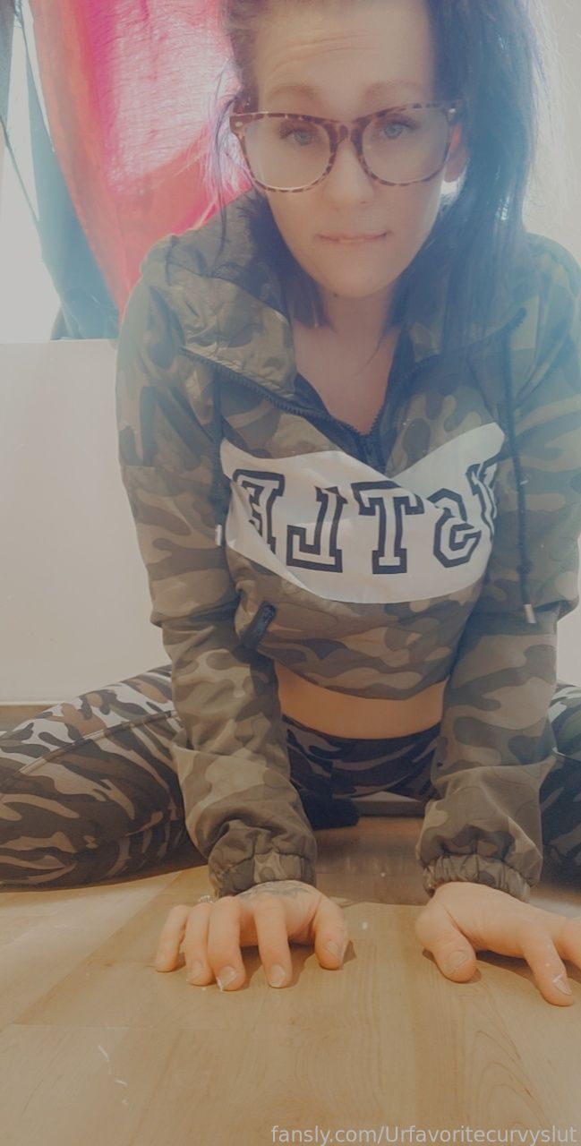Image 9307433 from Urfavoritecurvyslut