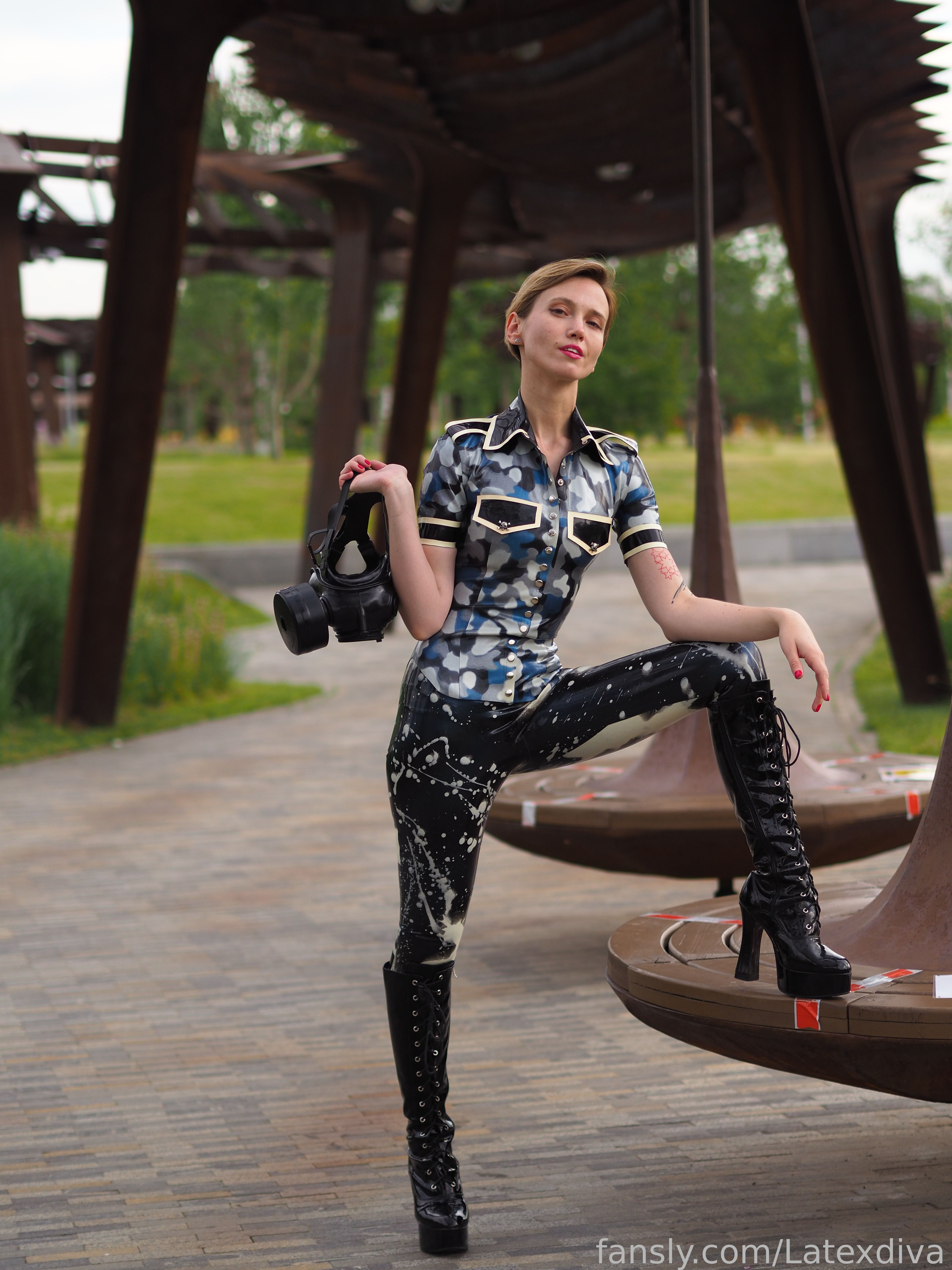 Image 9326019 from Latexdiva