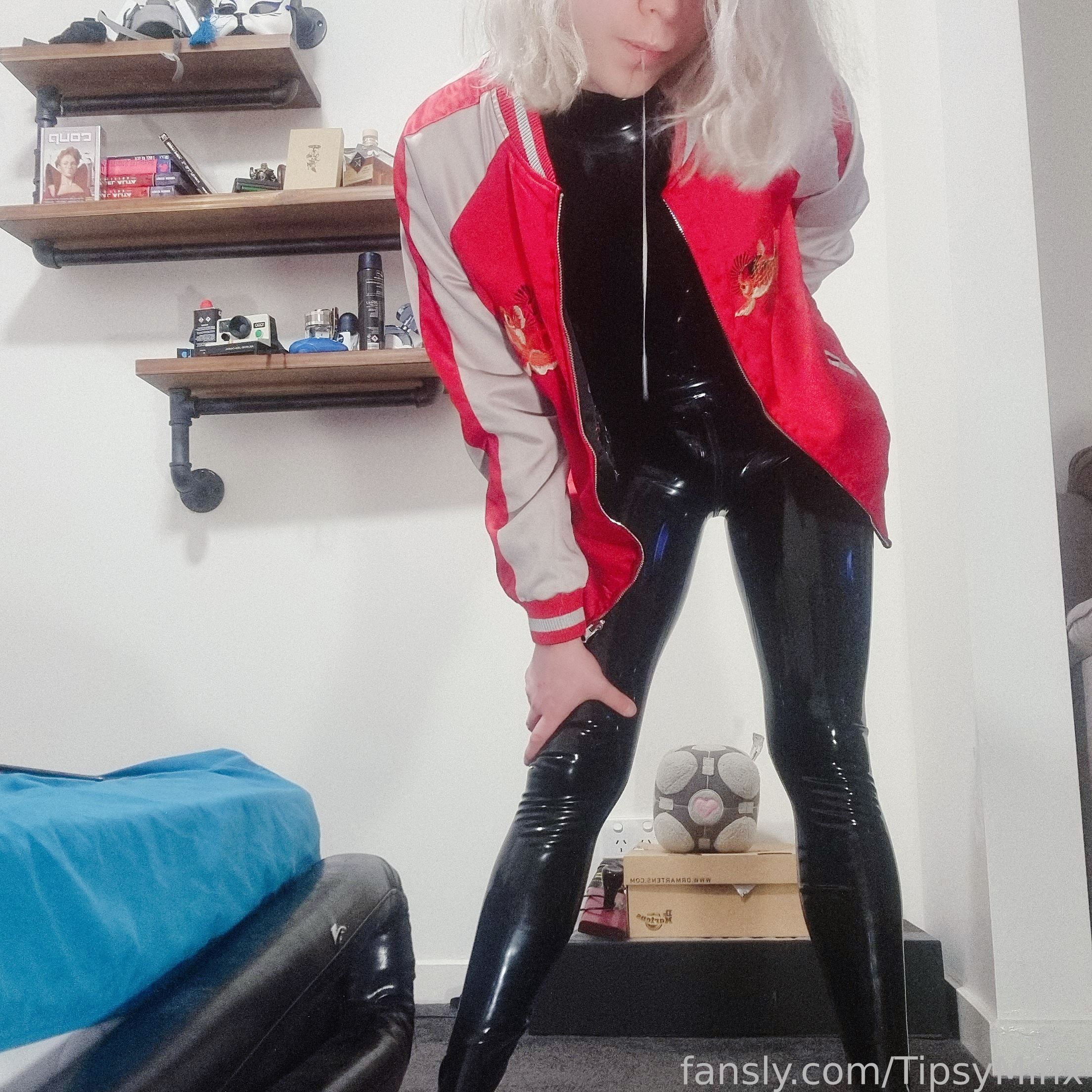 Image 9330400 from TipsyMinx