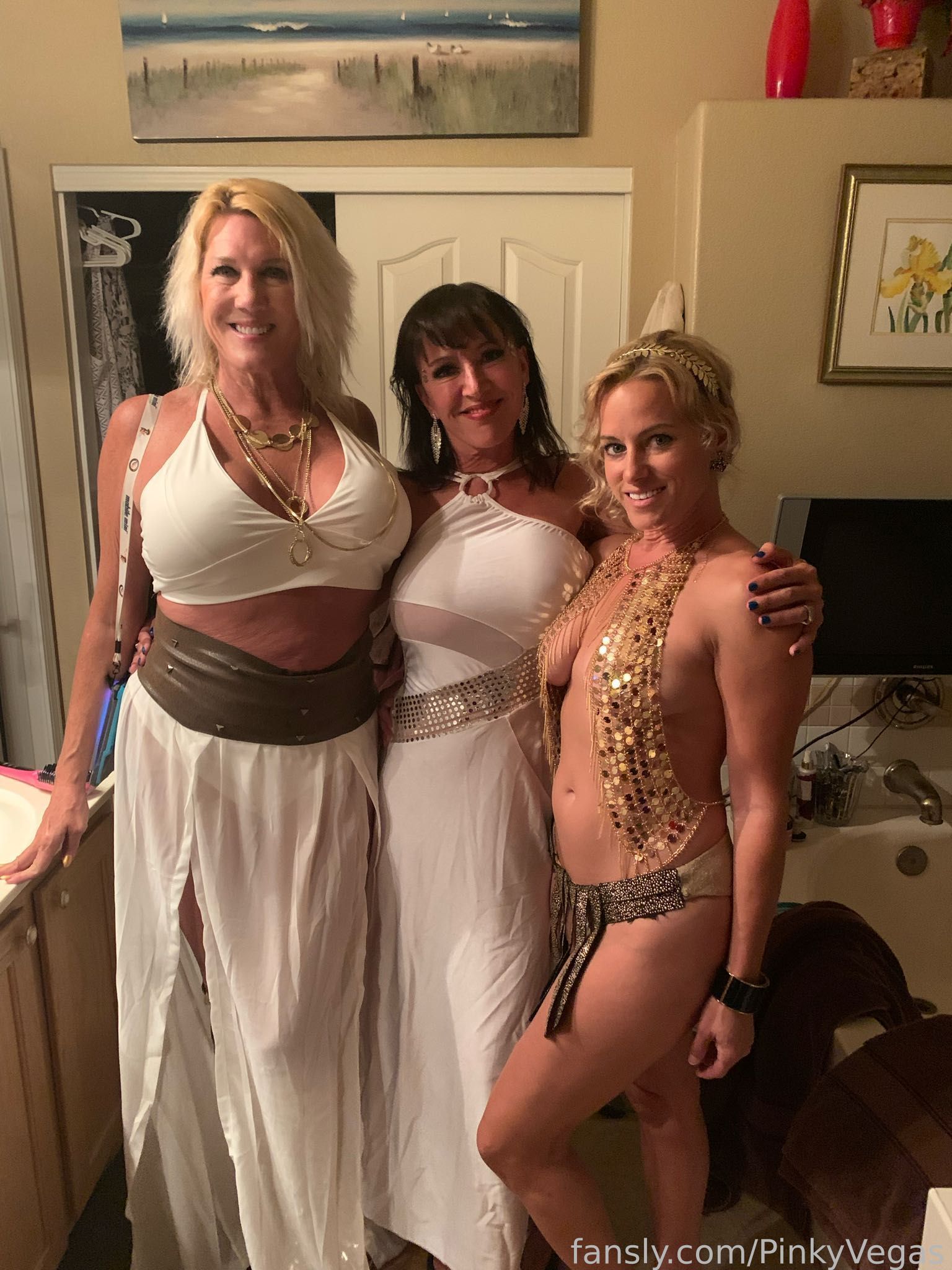 Image 9355552 from PinkyVegas