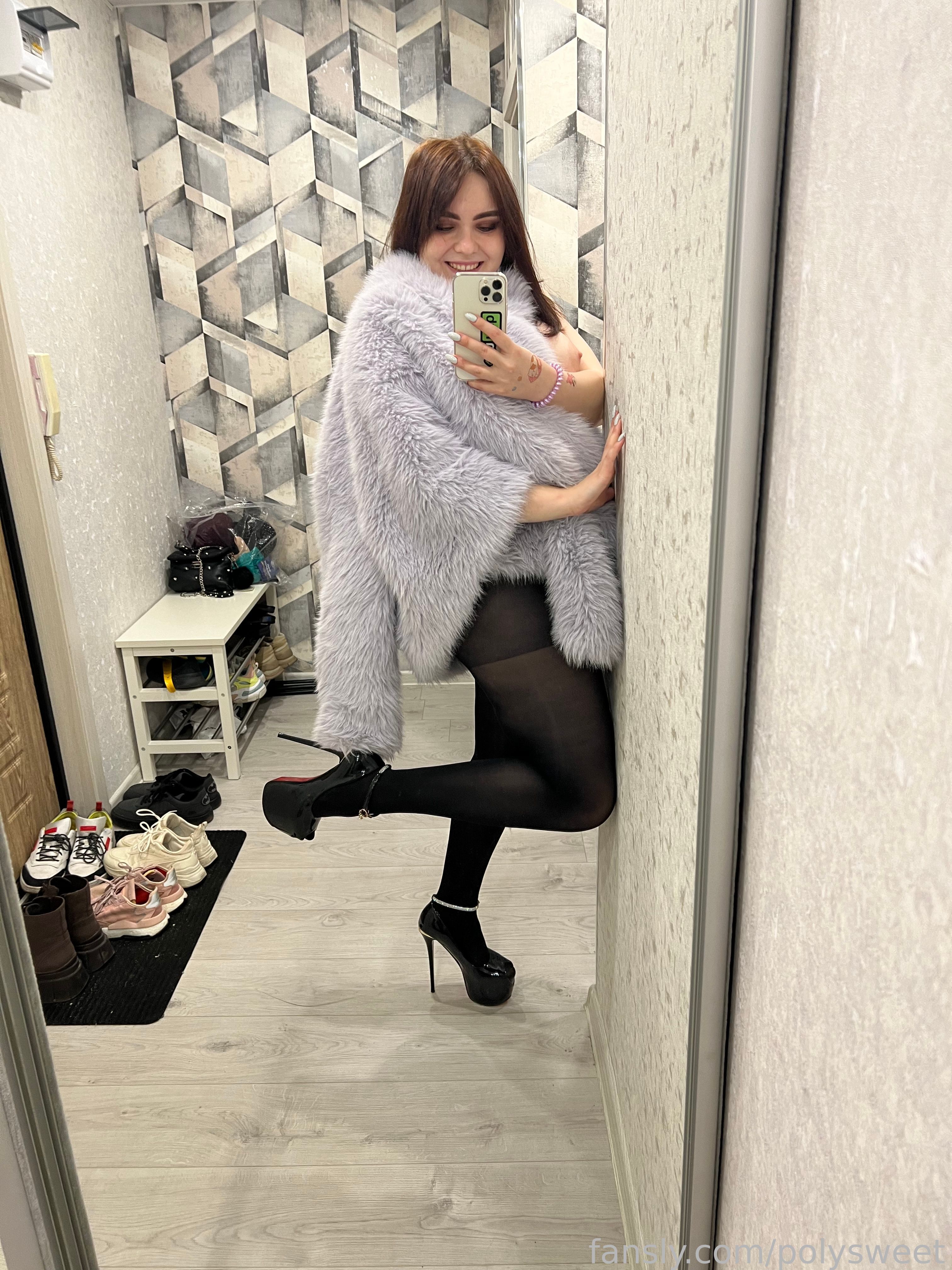 Image 9419303 from polysweet