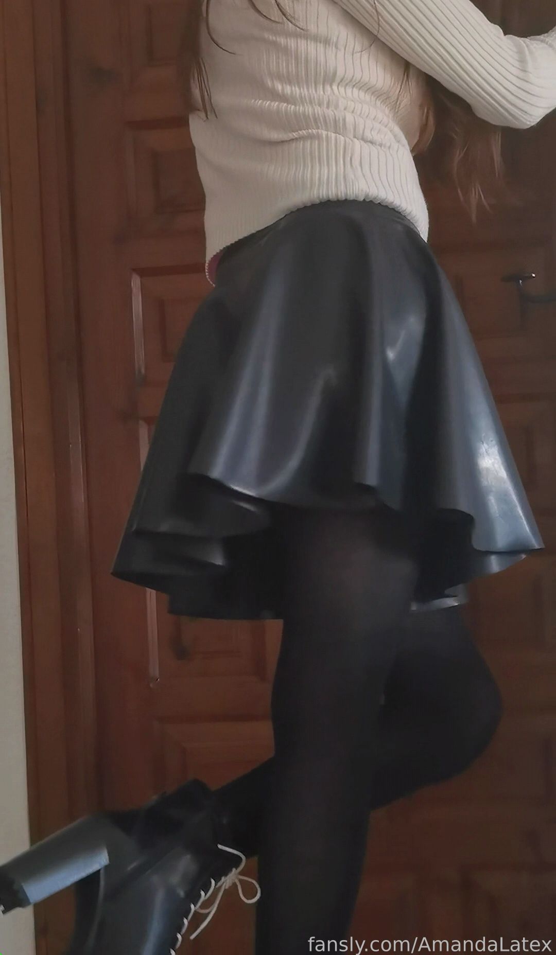 Image 9489193 from AmandaLatex
