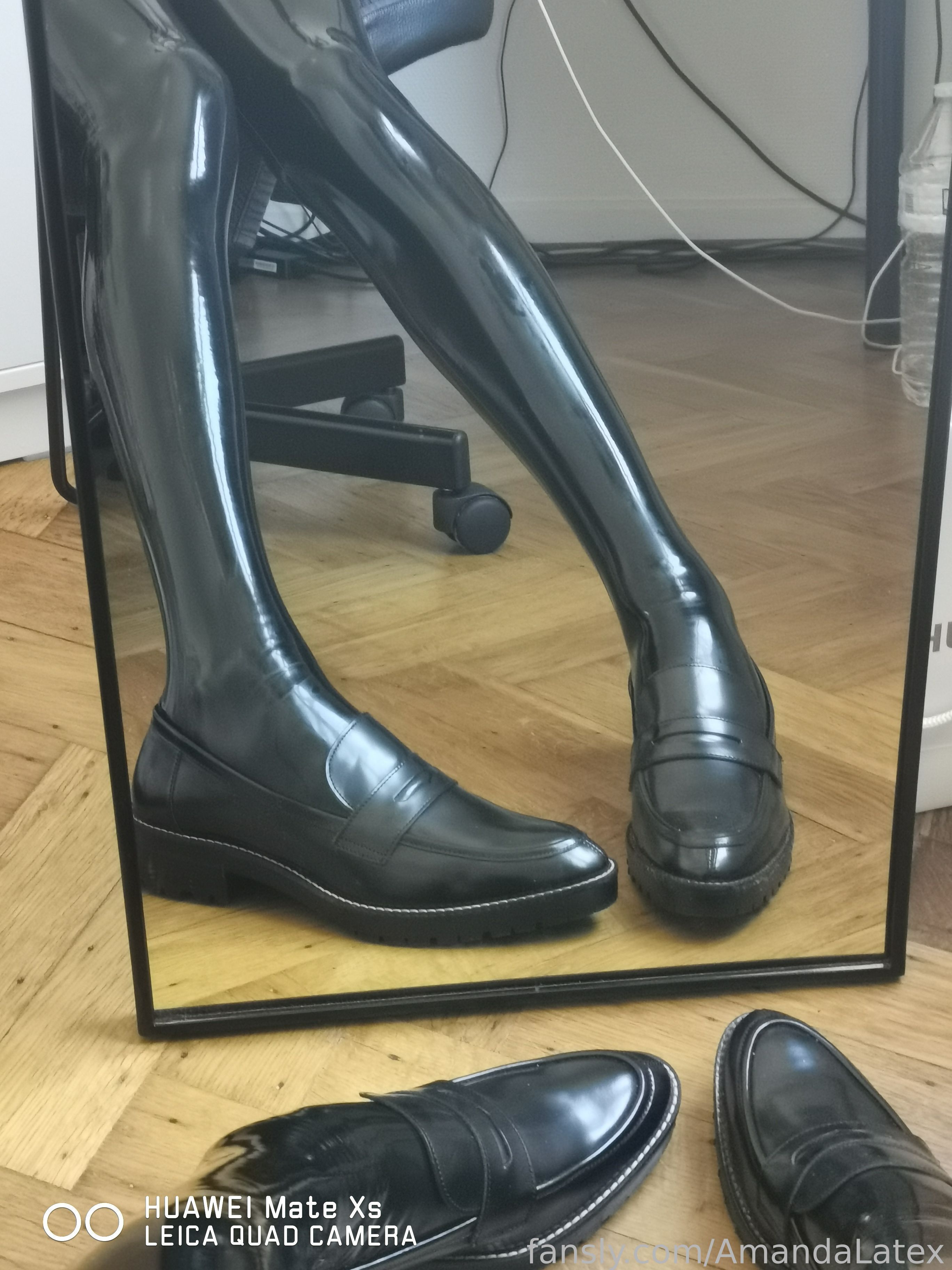 Image 9489213 from AmandaLatex
