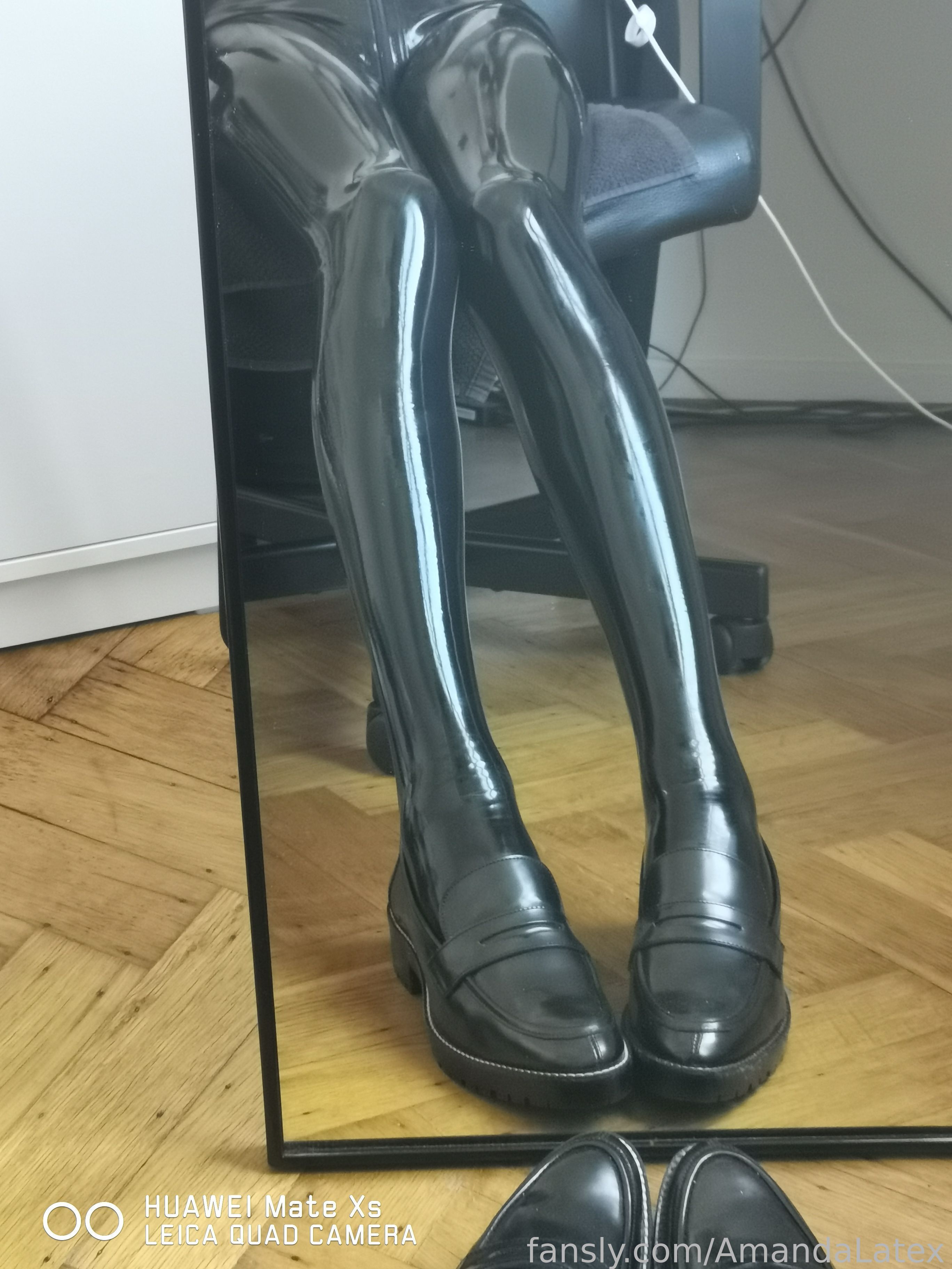 Image 9489237 from AmandaLatex