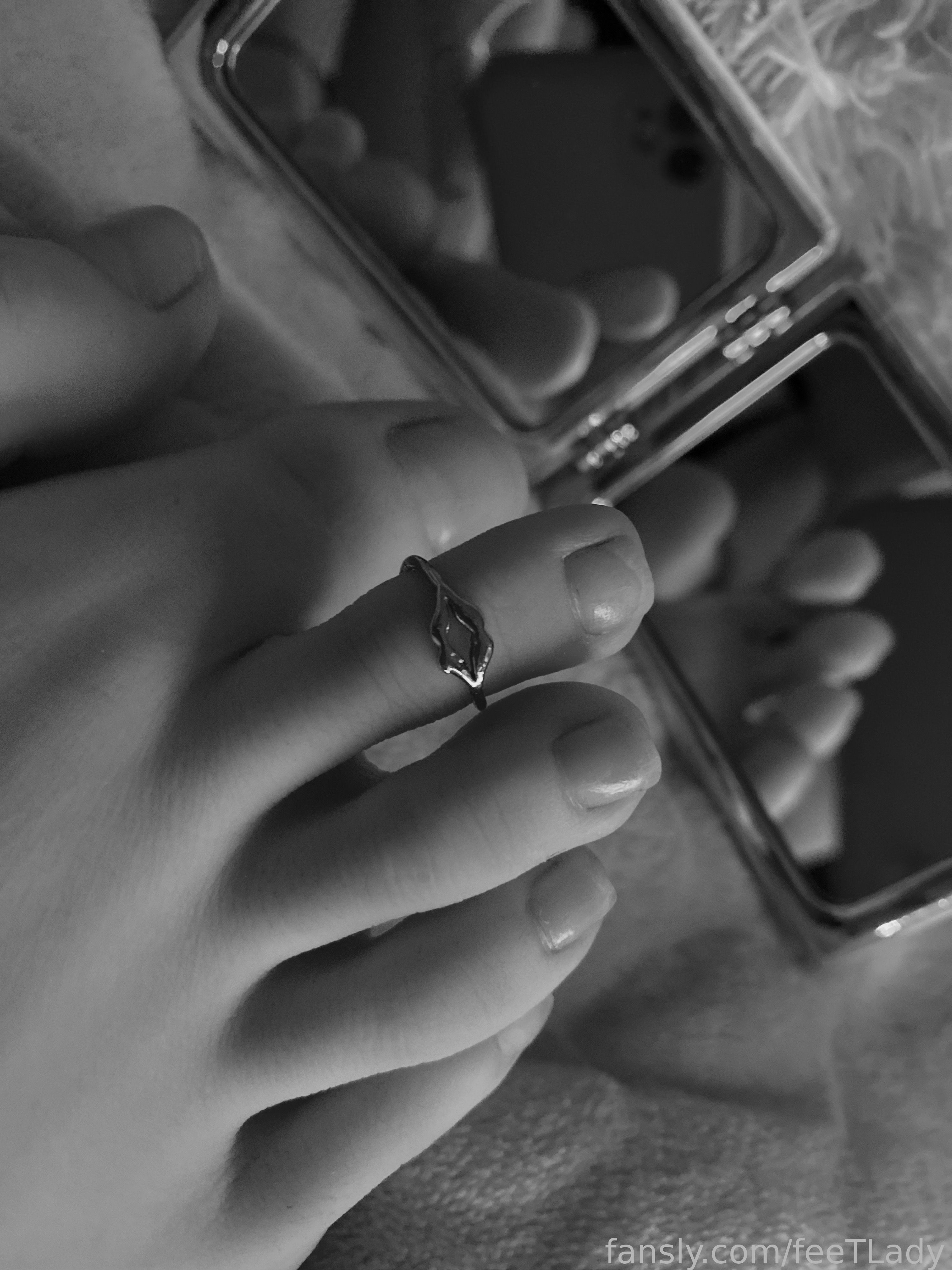 Image 9500591 from feeTLady