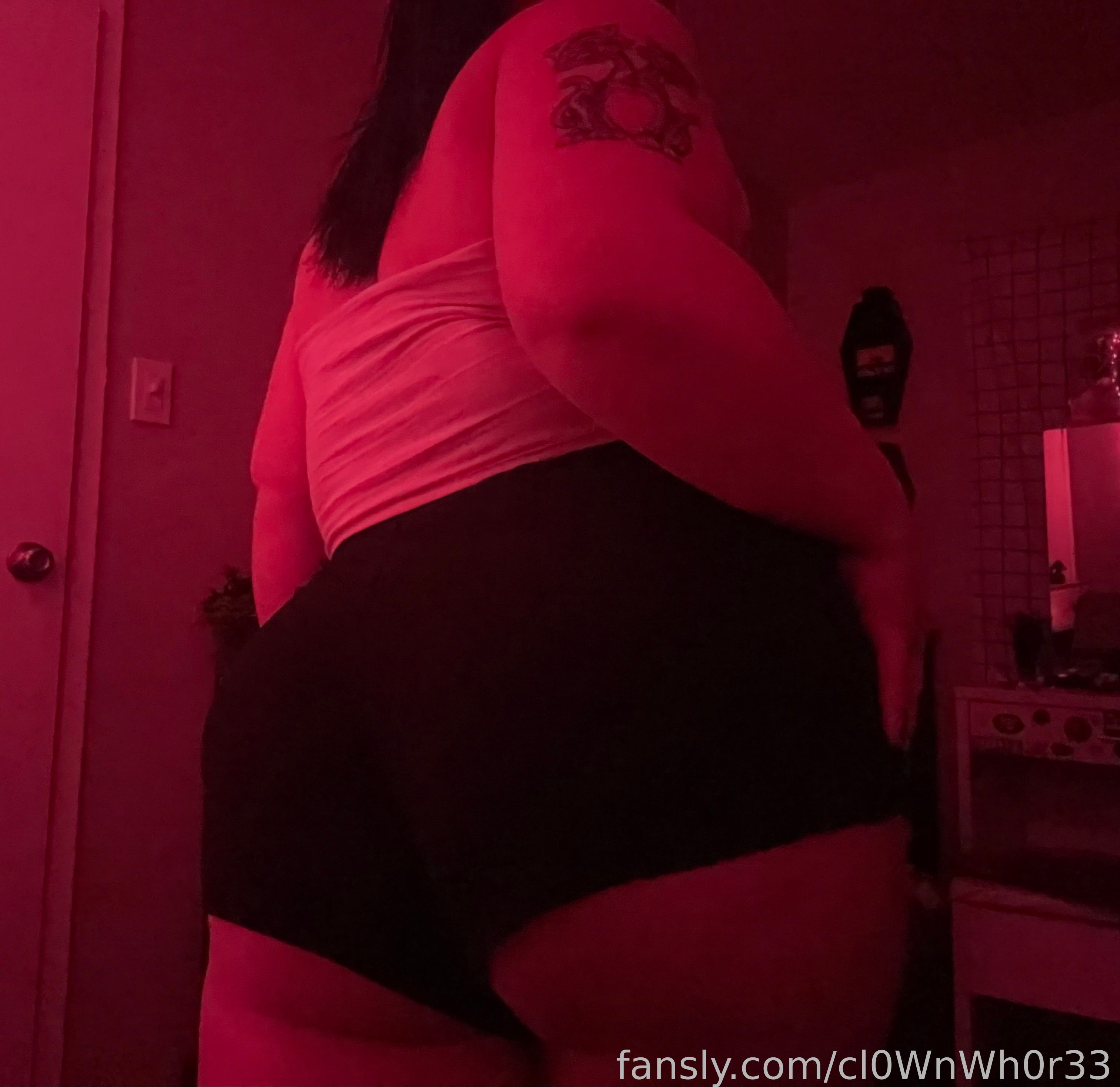 Image 9644323 from cl0WnWh0r33