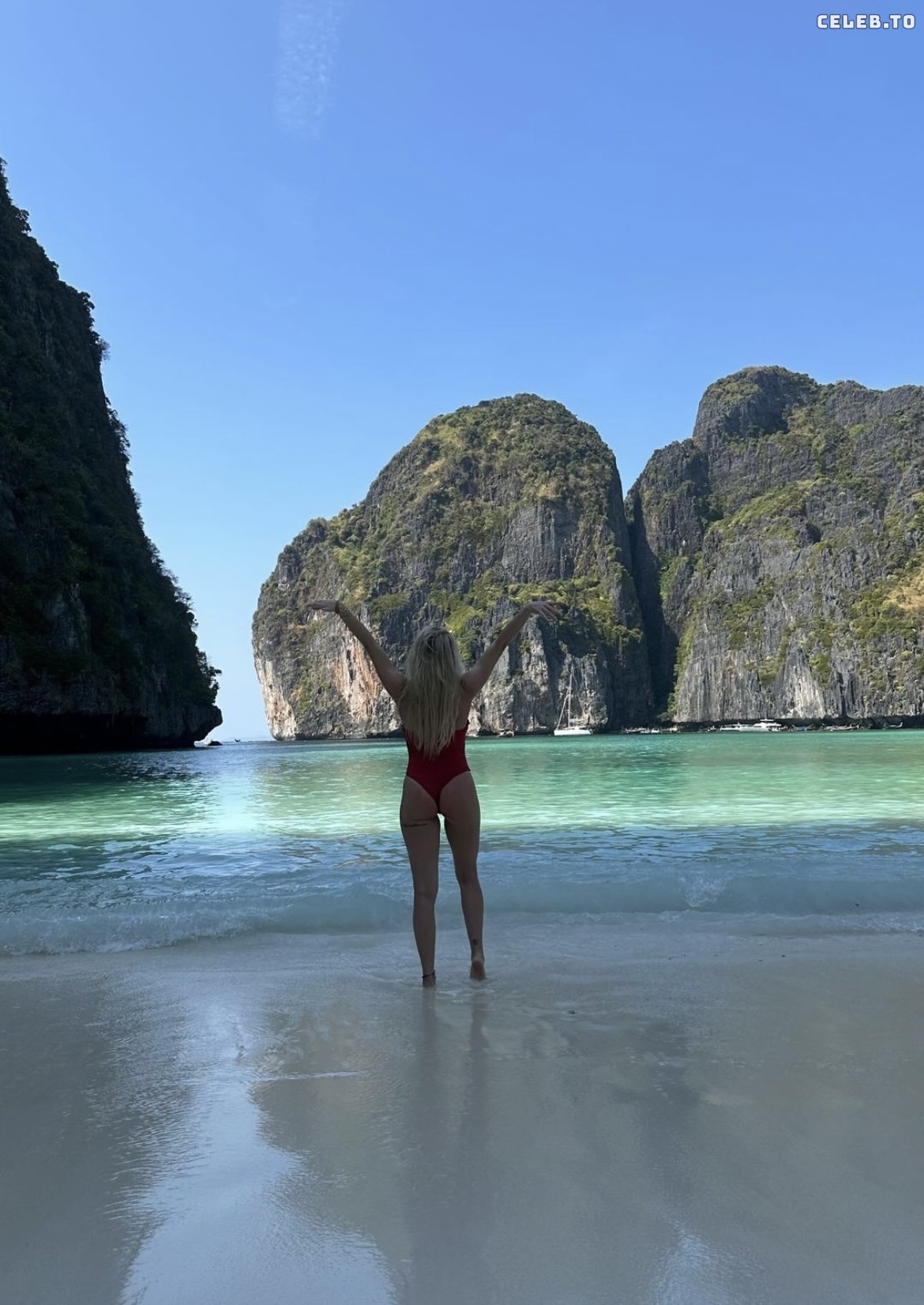 Image 968972 from Vivien Konca