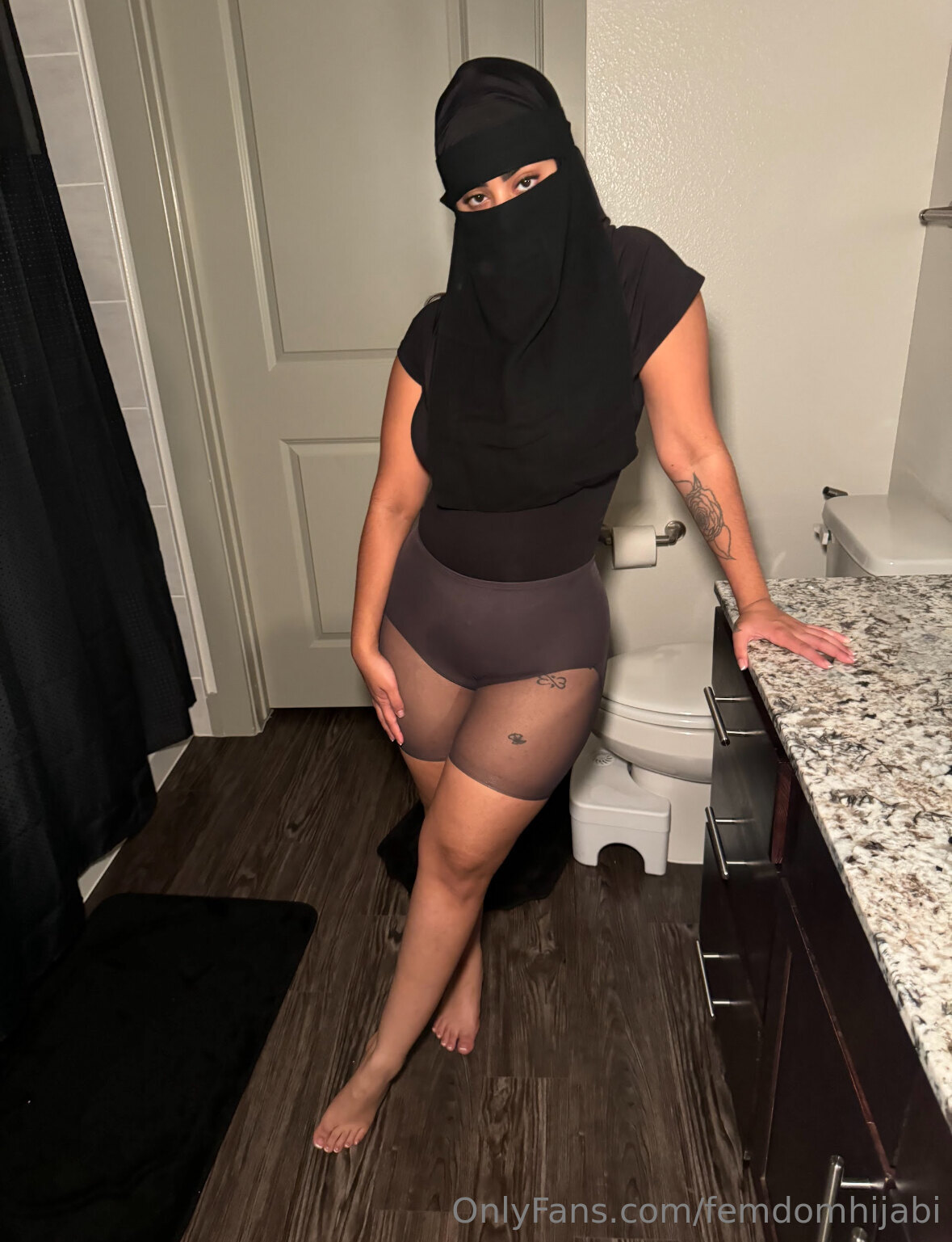 Image 9718725 from femdomhijabi