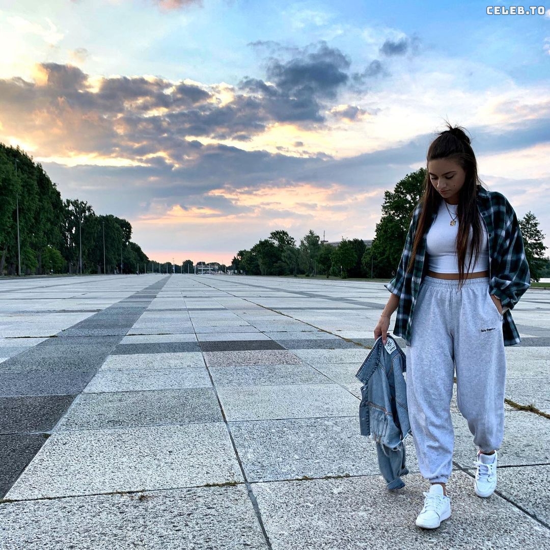 Image 973391 from Vanutschii - Instagram Influencer