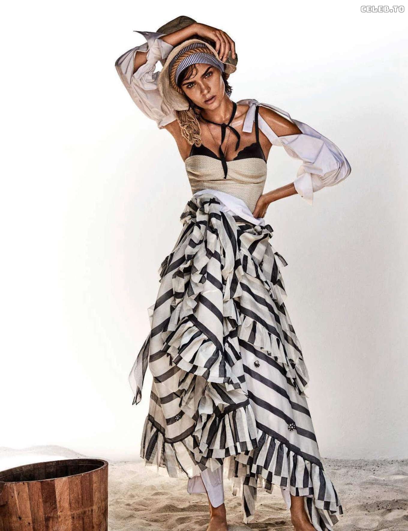 Image 9796531 from Josephine Skriver