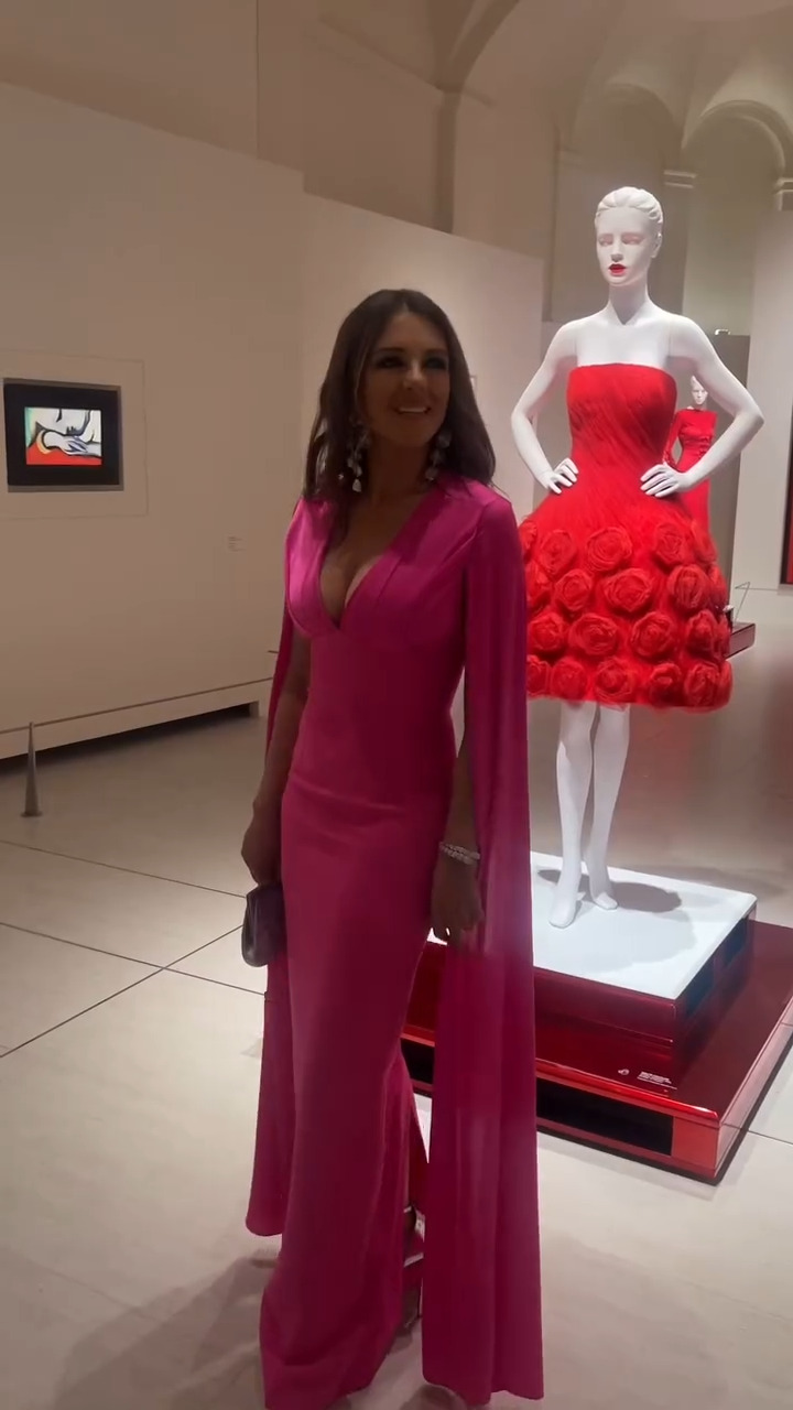 Image 9862051 from Elizabeth Hurley