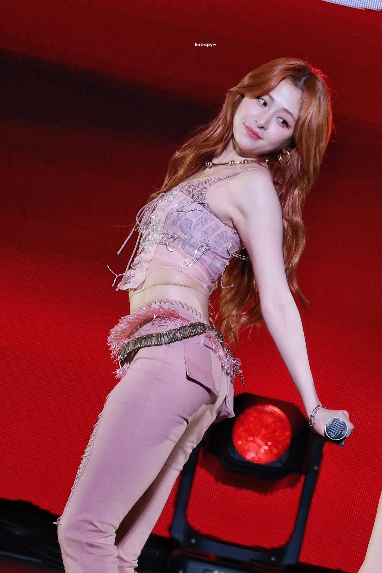 Image 9862818 from Huh Yunjin 허윤진 | LESSERAFIM