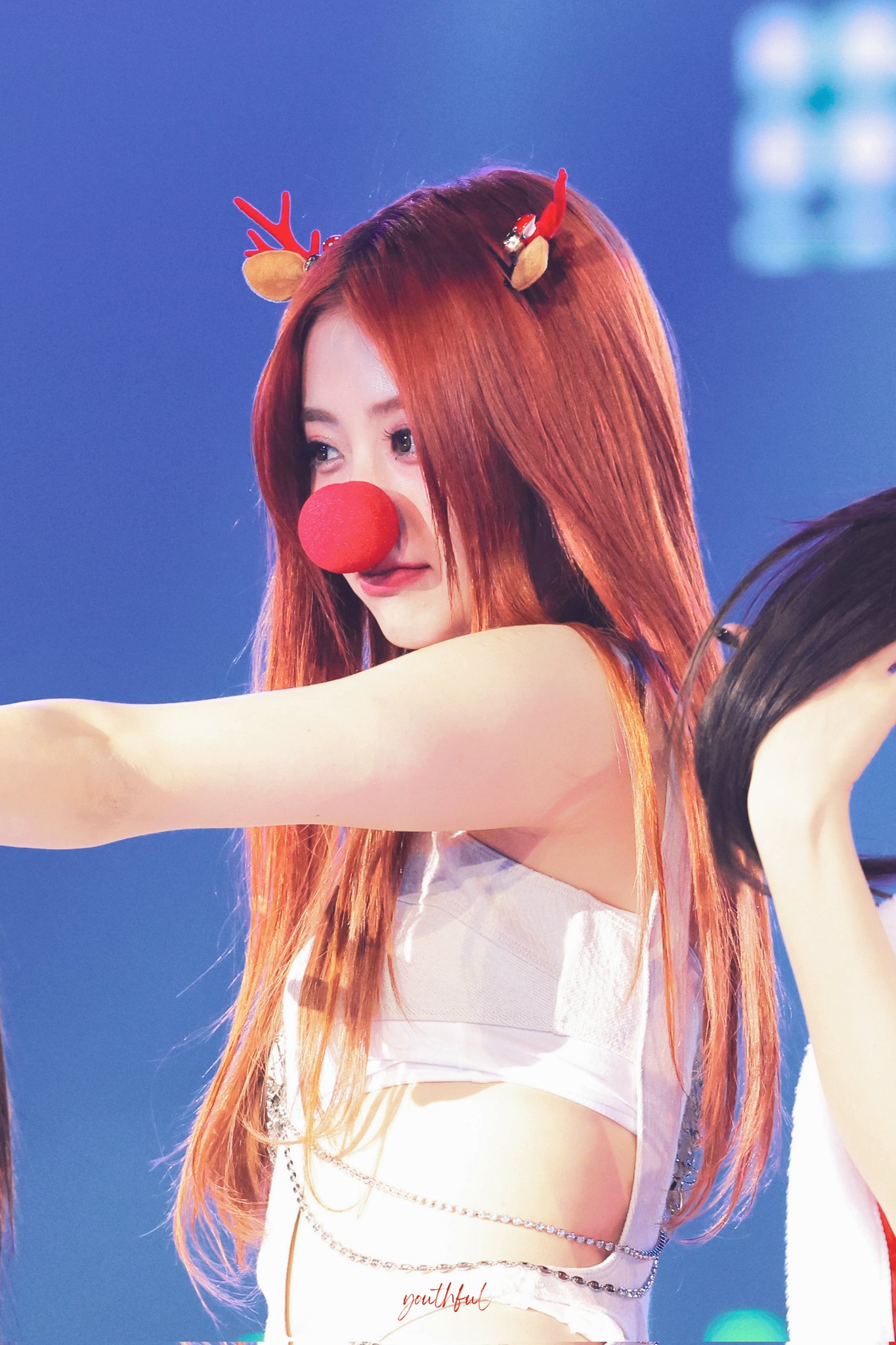 Image 9862825 from Huh Yunjin 허윤진 | LESSERAFIM