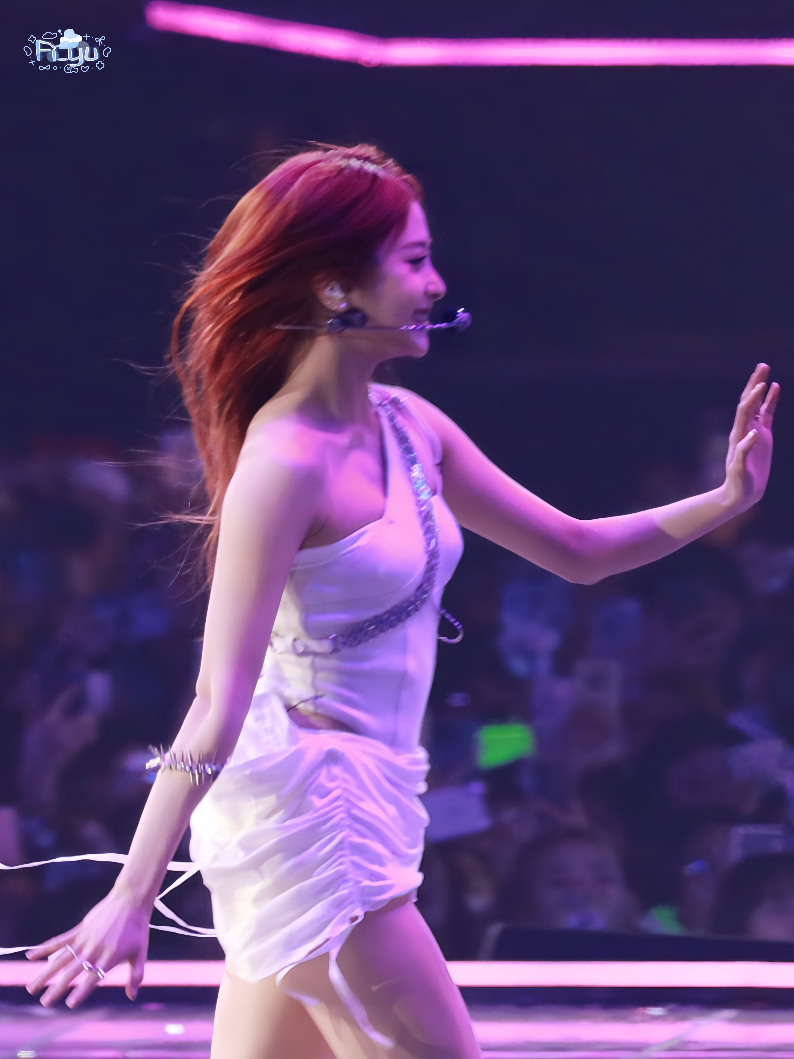 Image 9862830 from Huh Yunjin 허윤진 | LESSERAFIM