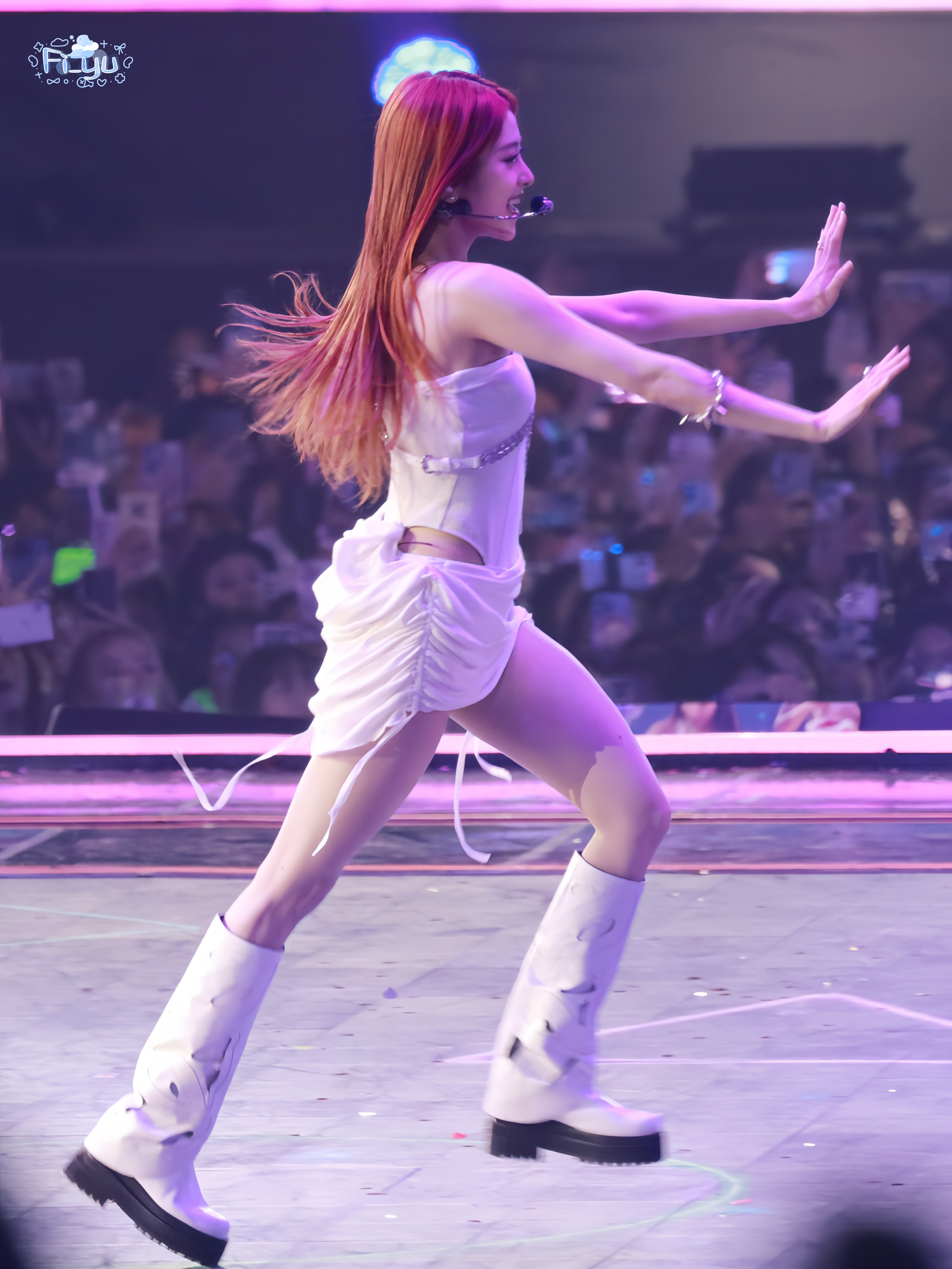 Image 9862831 from Huh Yunjin 허윤진 | LESSERAFIM