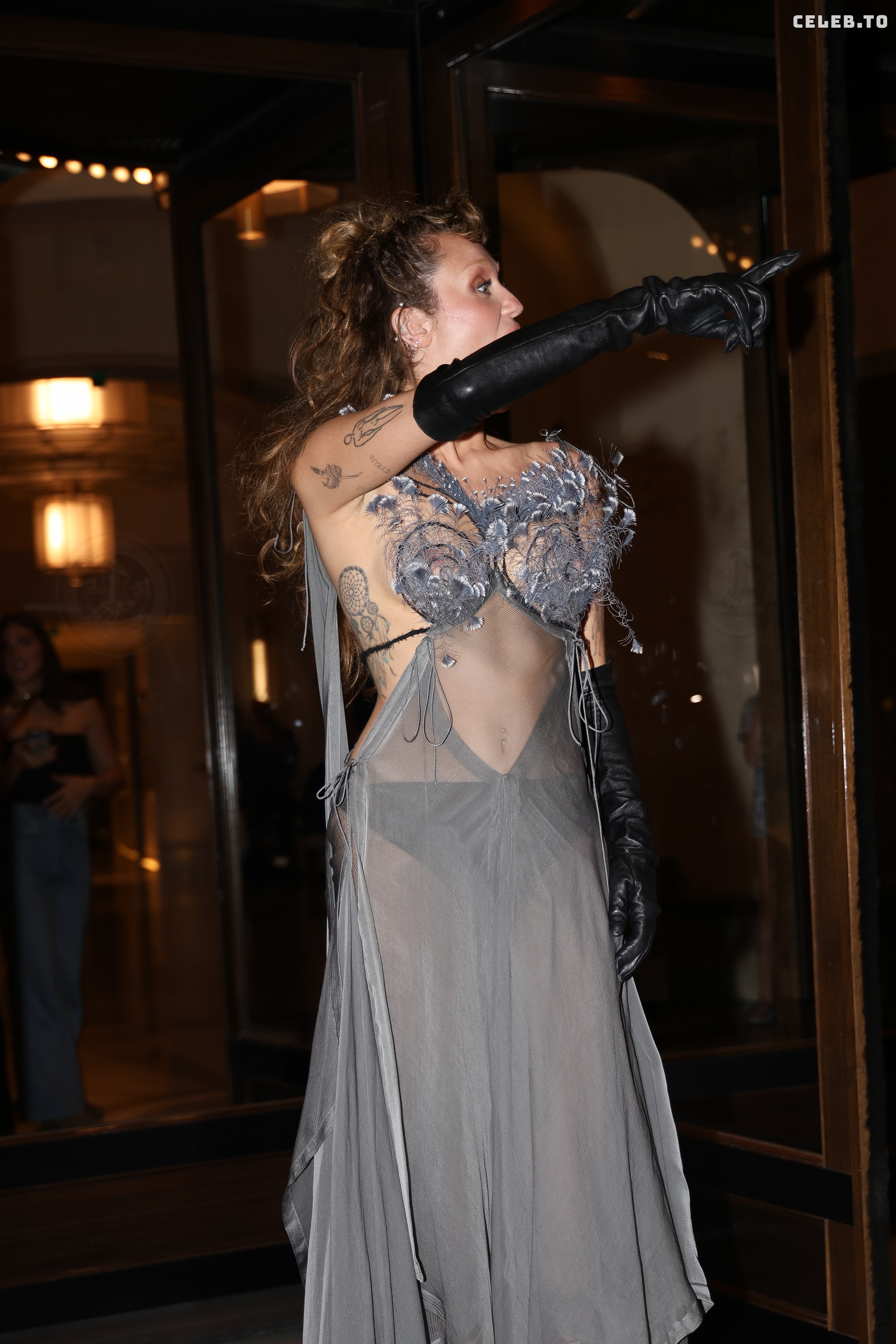 Image 9885333 from Miley Cyrus
